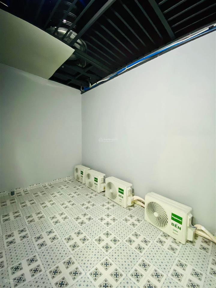 Nhà bán gấp quốc lộ 13 3 tầng 87,8m2 hẻm xe hơi có hđ cho thuê sang tên ngay nhà mới