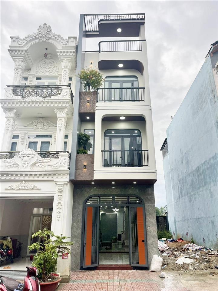 Chịu lỗ bán gấp nhà phố 72m2/2 tỷ 800 tại nguyễn văn quá, đông hưng thuận, q12 sổ sạch, đường oto