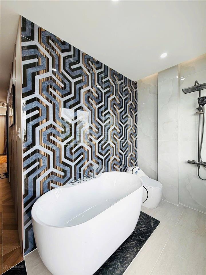 Nhà sổ sẵn sang gấp tại lê văn duyệt bình thạnh dt lớn 97,3m2/4 tỷ 150 đang cho thuê giá tốt hẻm to