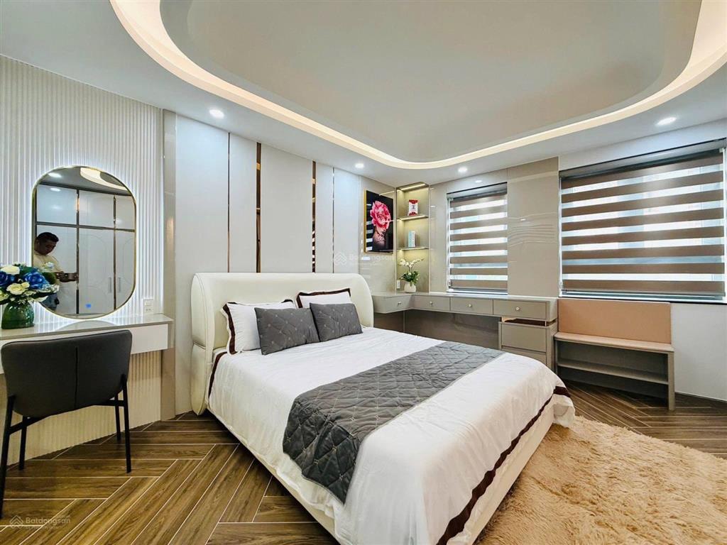 Nhà sổ sẵn sang gấp tại lê văn duyệt bình thạnh dt lớn 97,3m2/4 tỷ 150 đang cho thuê giá tốt hẻm to