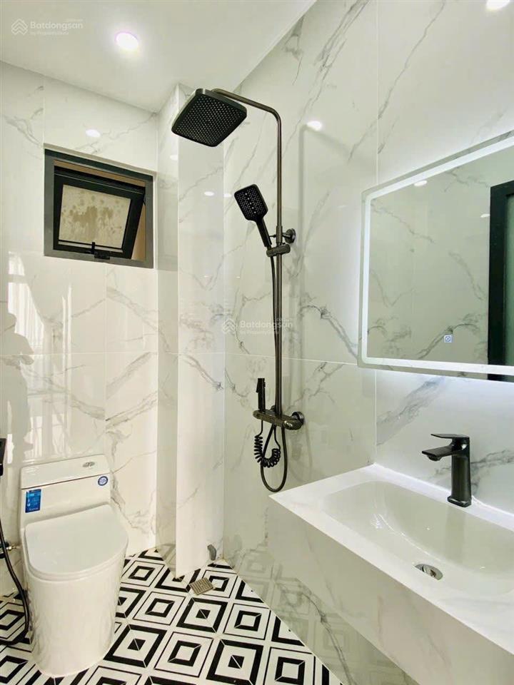Bán nhà phố tại phạm huy thông, gò vấp, 72m2/3 tỷ 600 giá ưu đãi, hẻm xe hơi rông tháng sổ sẵn chờ
