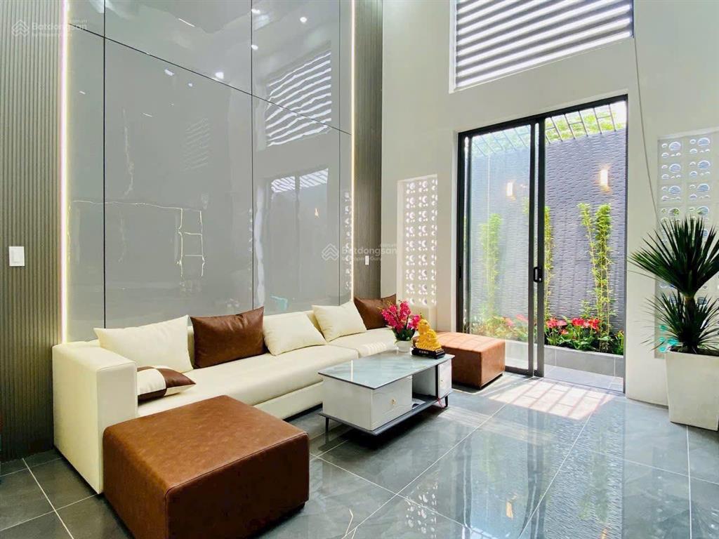 Bán nhà phố tại phạm huy thông, gò vấp, 72m2/3 tỷ 600 giá ưu đãi, hẻm xe hơi rông tháng sổ sẵn chờ