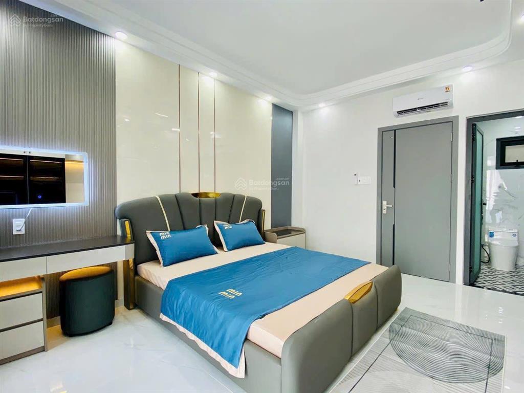 Bán nhà phố tại phạm huy thông, gò vấp, 72m2/3 tỷ 600 giá ưu đãi, hẻm xe hơi rông tháng sổ sẵn chờ
