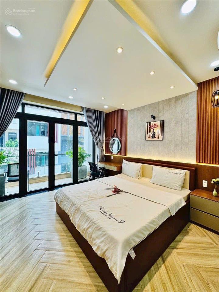 Chính chủ định cư bán gấp nhà 4 tầng 86,5m2 nguyễn thái bình tân bình sổ hồng riêng