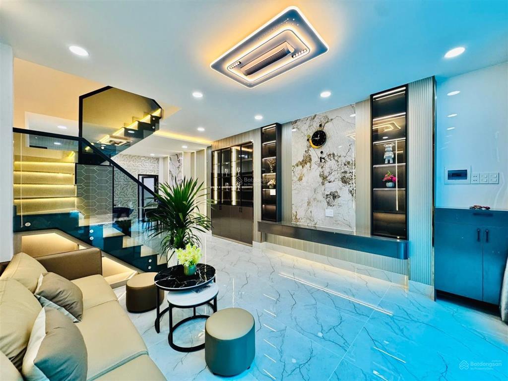 Nhà quận 1 giá rẻ tại nguyễn văn thủ 2,8 tỷ/69,3 m2 hẻm xe hơi sổ hồng riêng đầy đủ , gọi ngay