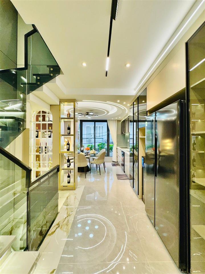 Cô tâm bán nhà về quê tại hoàng hoa thám, 3tỷ 700 dt 88,3m2 sổ đầy đủ nhà mới giấy hoàn công đầy đủ
