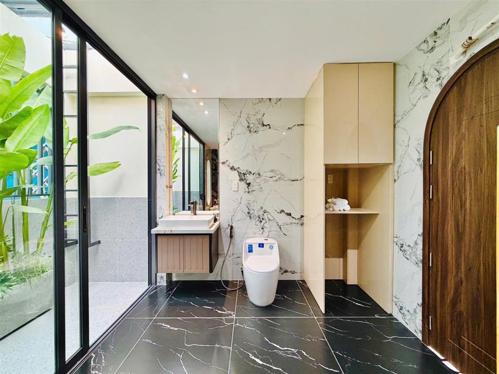 Bán nhà đẹp hẻm to tại lê qúy đôn, phú nhuận 70m2/3 tỷ 900, sổ sạch đầy đủ
