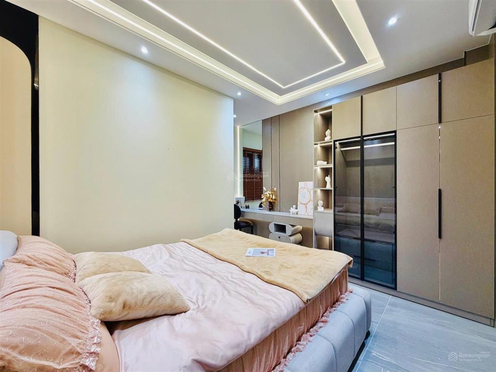 Bán nhà đẹp hẻm to tại lê qúy đôn, phú nhuận 70m2/3 tỷ 900, sổ sạch đầy đủ