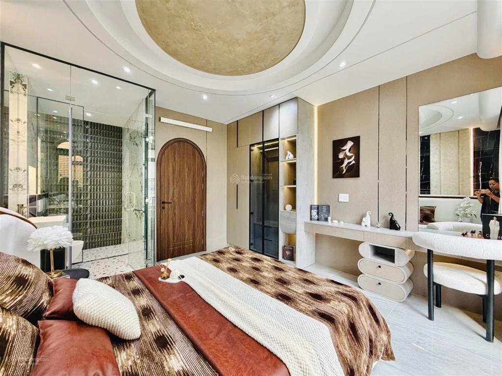 Bán nhà đẹp hẻm to tại lê qúy đôn, phú nhuận 70m2/3 tỷ 900, sổ sạch đầy đủ