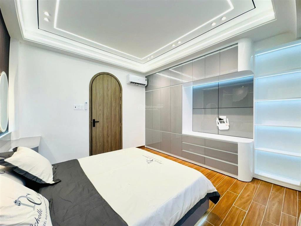 Chủ nhà đi tháng định cư bán gấp nhà 68m2/3 tỷ 300  dương bá trạc (q8)  shr  hđ thuê 21tr