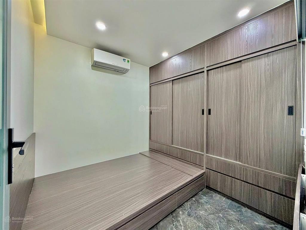 Nhanh tay chốt chỉ 3 tỷ 500 có ngay nhà phùng văn cung phú nhuận 85m2  shr  hẻm oto thông thoáng