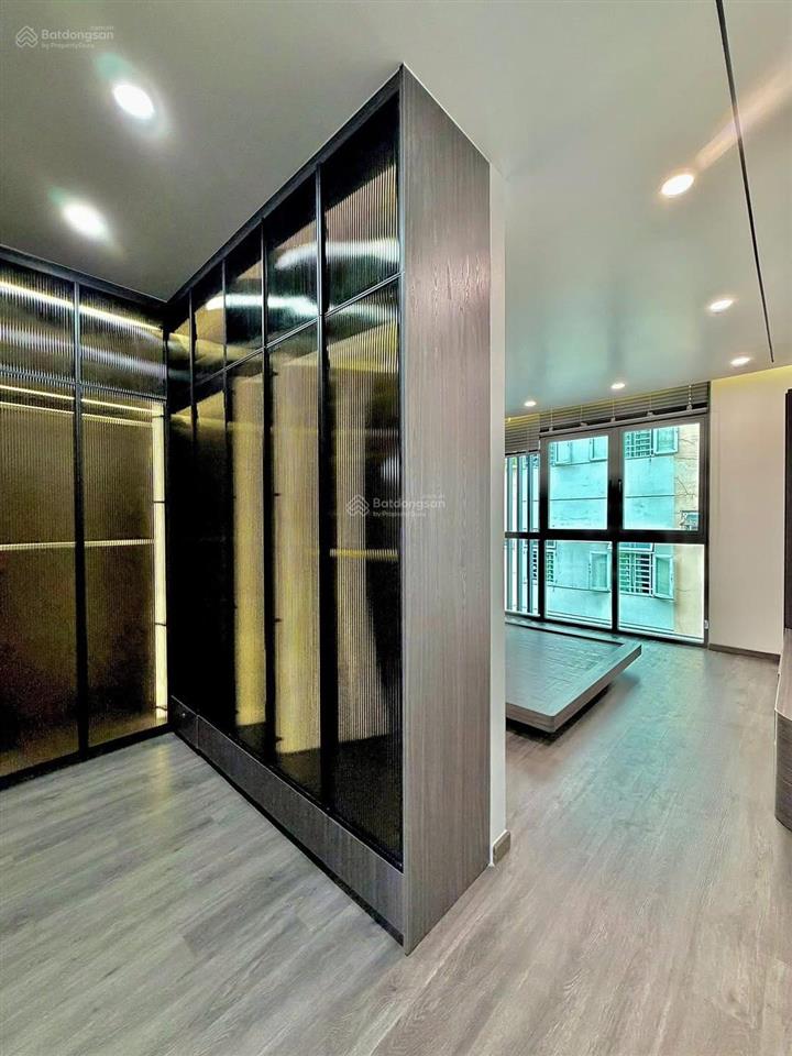 Nhanh tay chốt chỉ 3 tỷ 500 có ngay nhà phùng văn cung phú nhuận 85m2  shr  hẻm oto thông thoáng