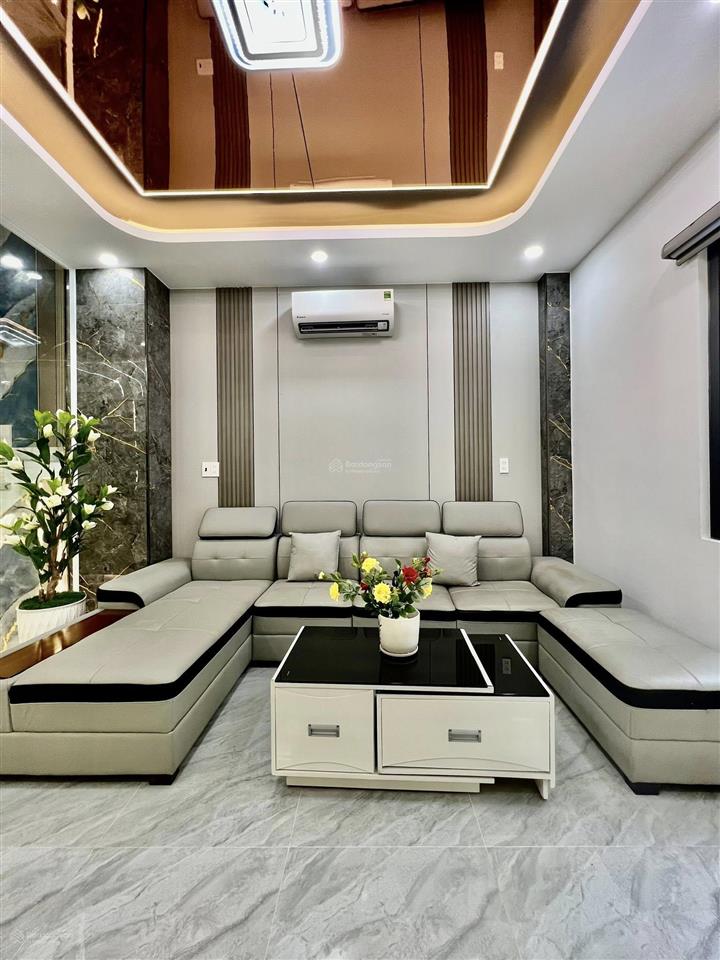 Ngộp vốn bán gấp nhà 4 tầng tại dương văn dương,tân phú 3,3 tỷ/91m2 sổ hồng riêng đường vào 8m