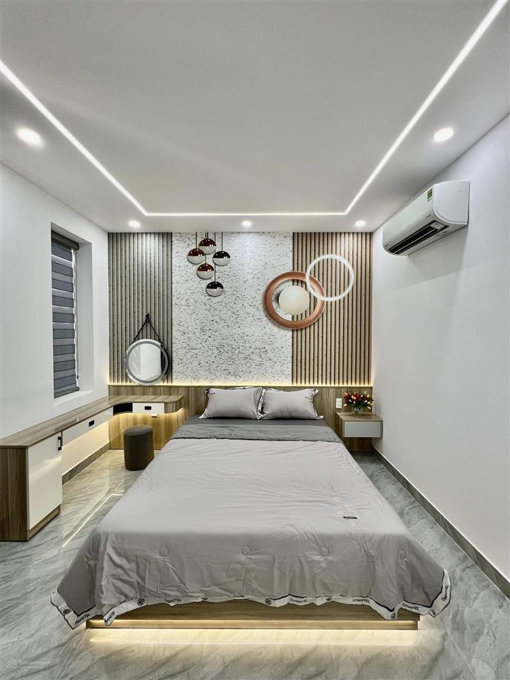 Ngộp vốn bán gấp nhà 4 tầng tại dương văn dương,tân phú 3,3 tỷ/91m2 sổ hồng riêng đường vào 8m