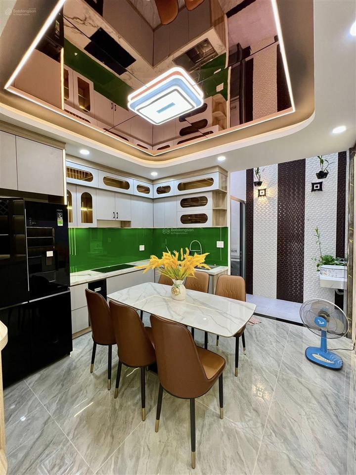 Ngộp vốn bán gấp nhà 4 tầng tại dương văn dương,tân phú 3,3 tỷ/91m2 sổ hồng riêng đường vào 8m