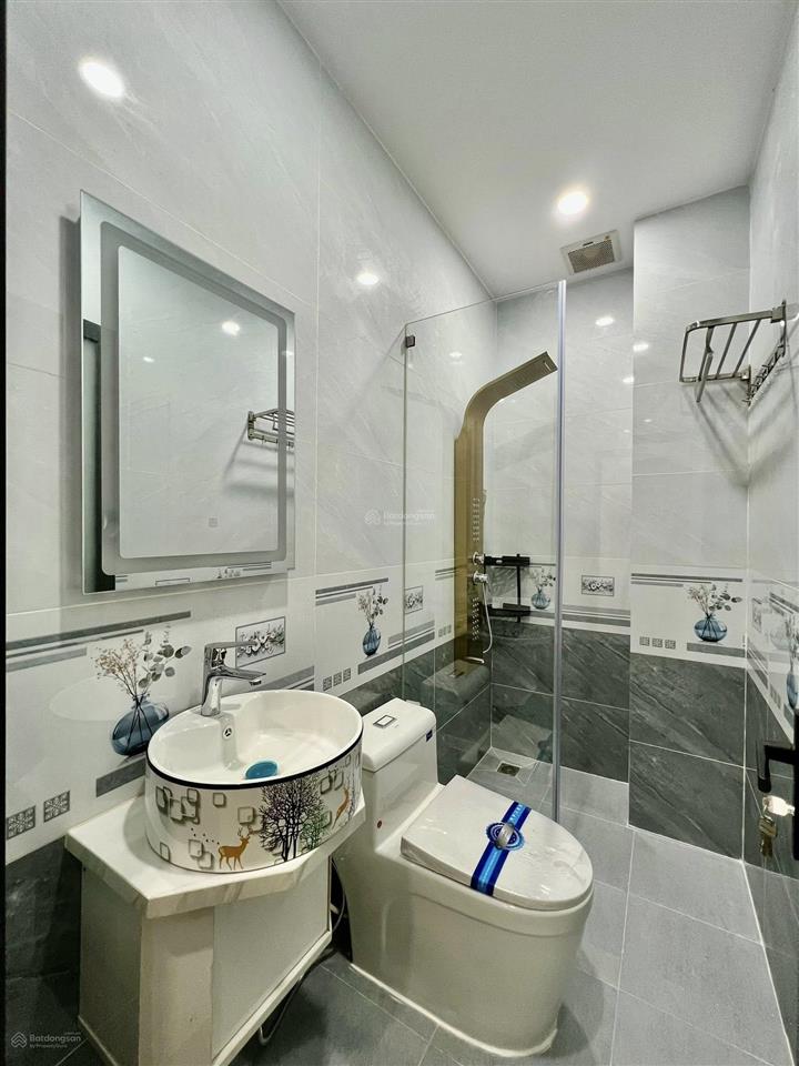 Ngộp vốn bán gấp nhà 4 tầng tại dương văn dương,tân phú 3,3 tỷ/91m2 sổ hồng riêng đường vào 8m