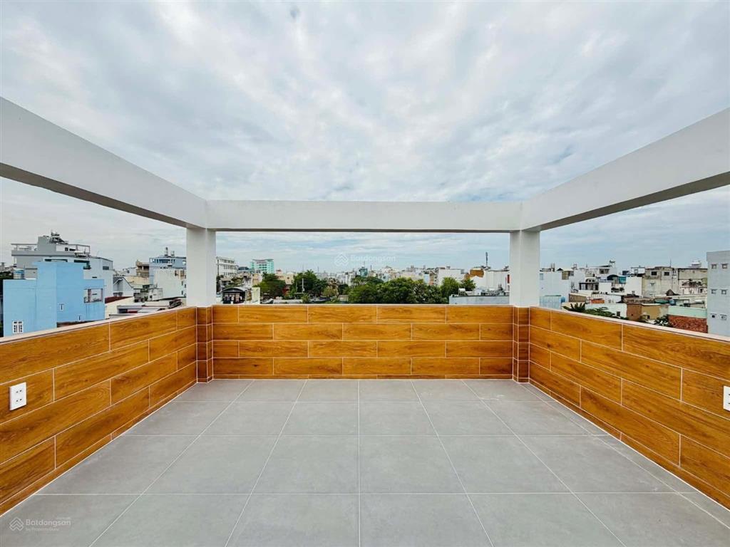 Bán gấp nhà tại nơ trang long 3,5 tỷ/79,2m2 nhà 4 tầng hẻm xe hơi , rông tháng sổ hồng riêng