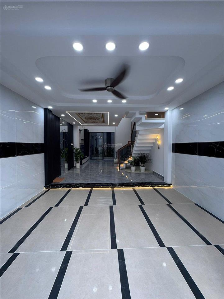 Chính chủ bán nhà sân bay đặng văn sâm quận tân bình 82,4m2 sổ riêng chính chủ, đường lớn