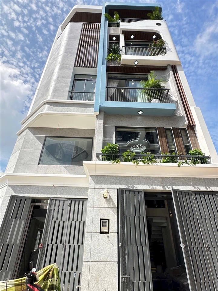 Xoay vốn bán nhanh nhà 4 tầng phan đăng lưuphú nhuận 72m2 bán 3 tỷ 400 sổ sẵn có thương lượng thêm