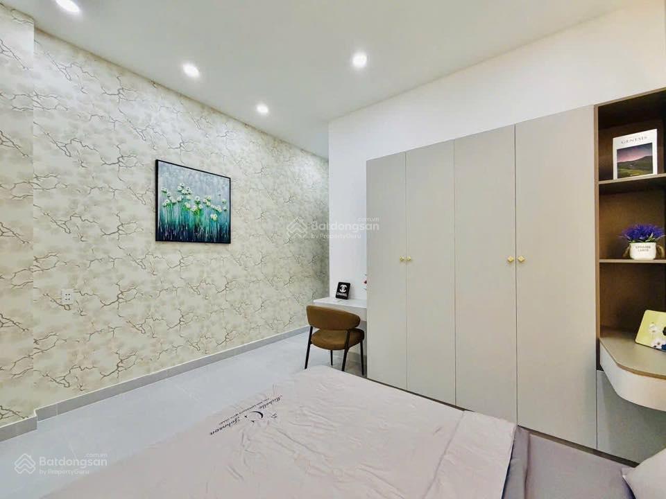 Bán nr 4 tầng, 4pn, 4wc, mặt tiền 5m, chỉ với 4,2 tỷ tại nguyễn xí, bình thạnh