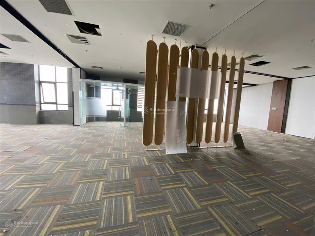 Cho thuê văn phòng roman plaza tố hữu diện tích 250m² giá chỉ 160.000đ/m²/tháng