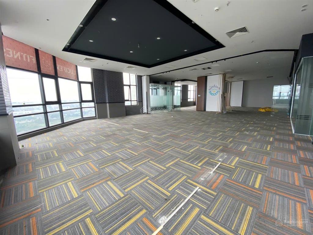 Cho thuê văn phòng roman plaza tố hữu diện tích 250m² giá chỉ 160.000đ/m²/tháng