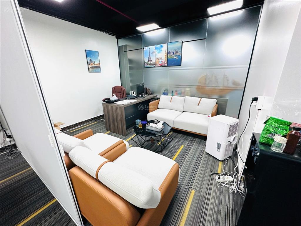 Hot mỹ đình! cho thuê vp dolphin plaza 230m, giá 280k/m/tháng, bàn giao ngay