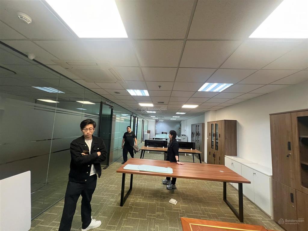 180m² văn phòng đẹp mitec dương đình nghệ giá chỉ 200k/m² sàn thoáng sáng  0394 059 ***
