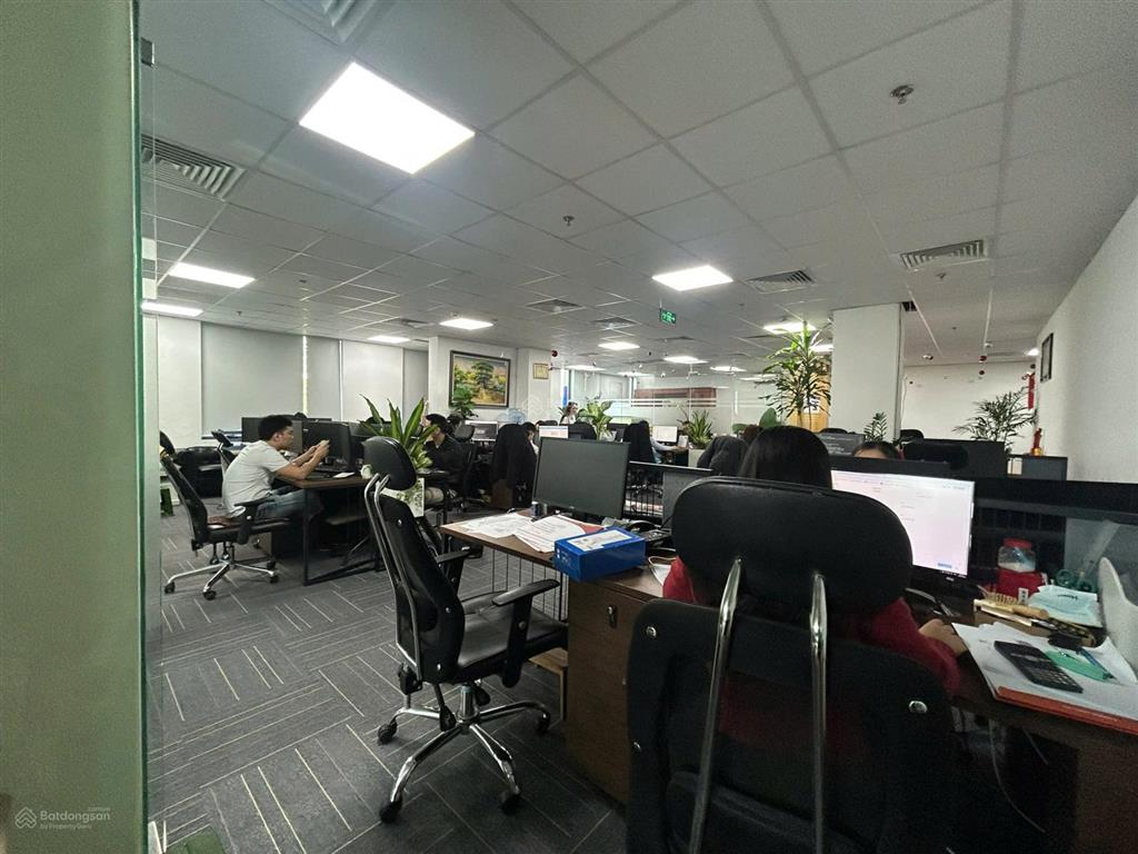 Cho thuê 180m² văn phòng times tower lê văn lương giá chỉ 230k/m² sàn đẹp thanh xuân