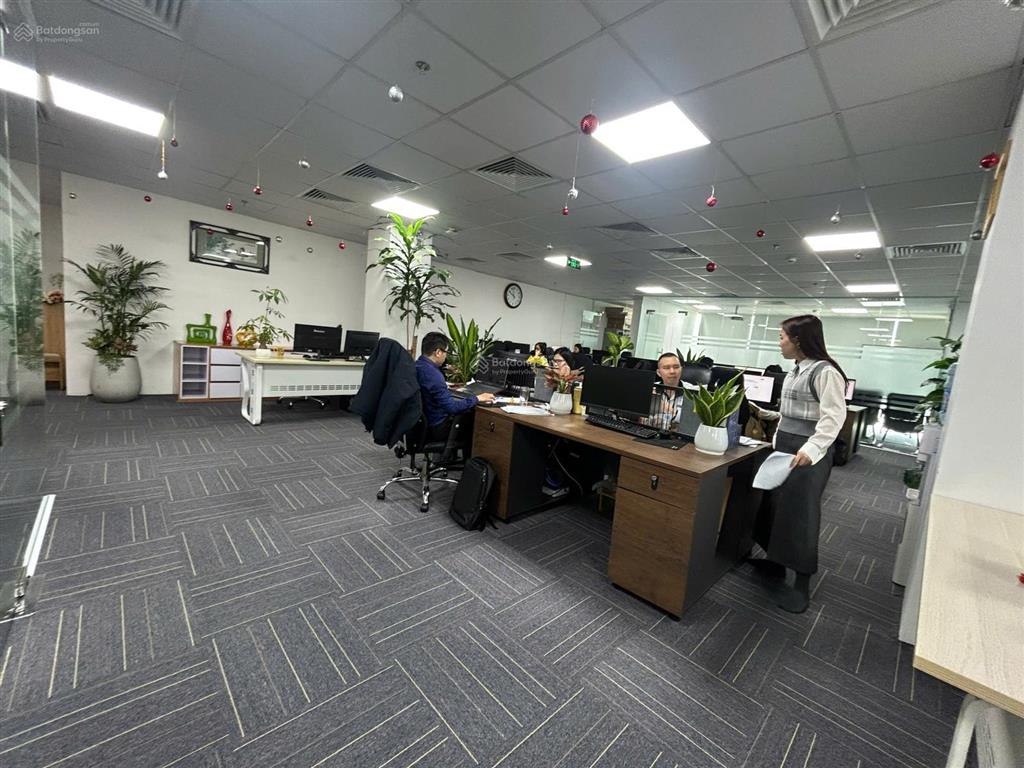Cho thuê 180m² văn phòng times tower lê văn lương giá chỉ 230k/m² sàn đẹp thanh xuân