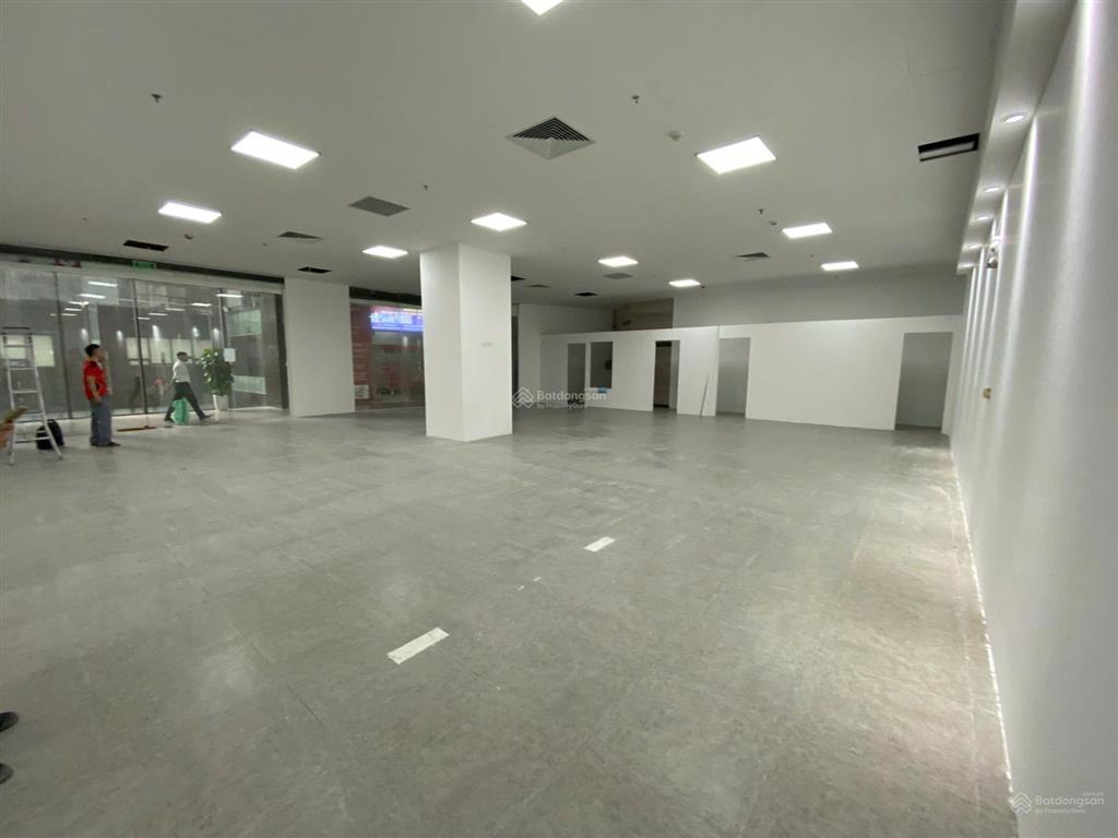Cho thuê văn phòng golden palace mễ trì 180m2 giá chỉ 220k/m2 chia sẵn phòng, làm ngoài giờ free