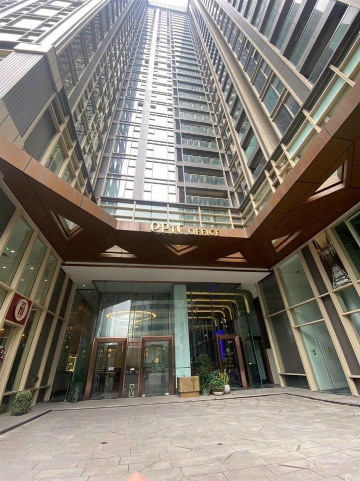 Cđt cho thuê vp epic 19 duy tân 200m2 cắt nhỏ nhất từ 50m2 sẵn đồ nội thất đẹp hạng a