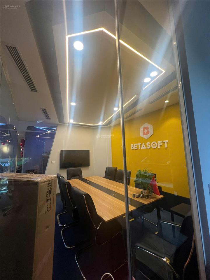 Nhượng văn phòng full nội thất ac building  duy tân 120m2 giá siêu rẻ tại kv cầu giấy