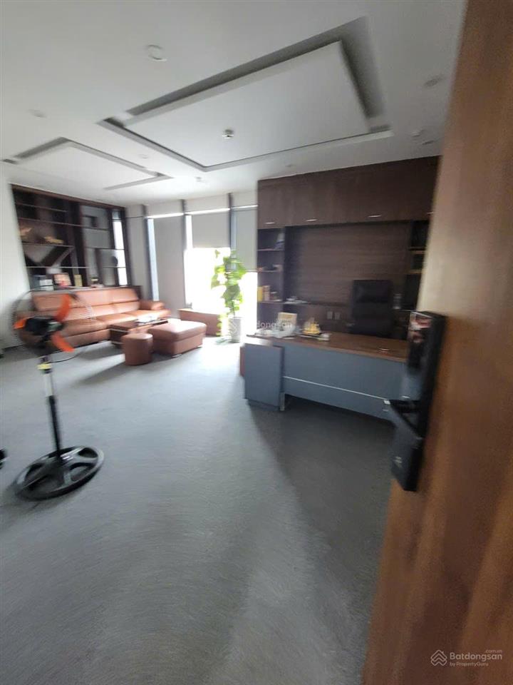 Cho thuê văn phòng new skyline văn quán 180m² view đẹp, sẵn setup, giá chỉ 260.000đ/m²/tháng