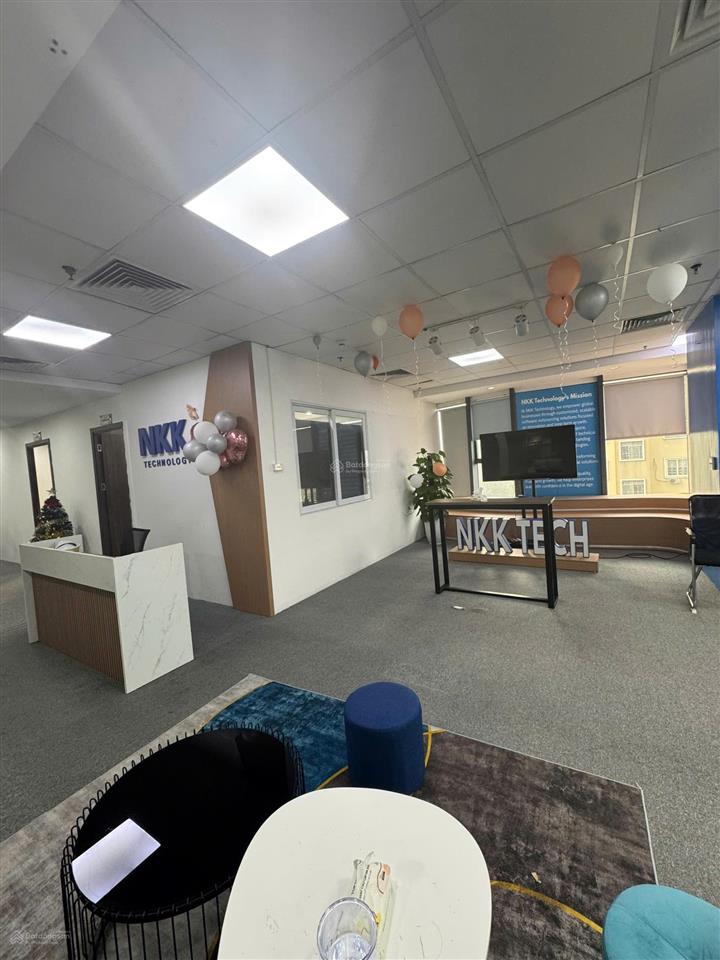 Cho thuê văn phòng new skyline văn quán 180m² view đẹp, sẵn setup, giá chỉ 260.000đ/m²/tháng