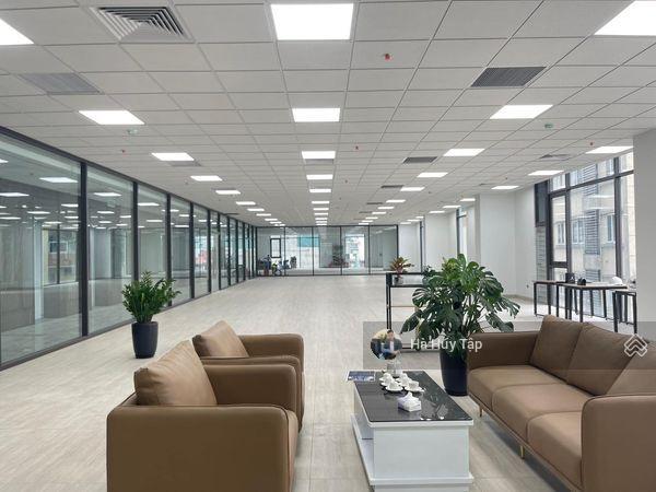 Bql tòa nhà golden palace mễ trì cho thuê văn phòng sẵn đồ diện tích 150m2