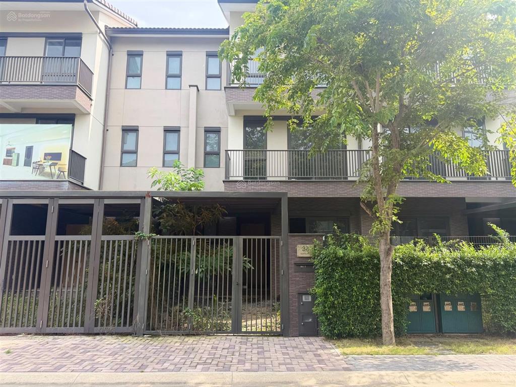 Cần bán nhà phố vườn liền kề 2 lầu tại kđt waterpoint, sổ hồng sẵn, công chứng ngay