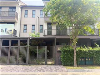 Cần bán nhà phố vườn liền kề 2 lầu tại kđt waterpoint, sổ hồng sẵn, công chứng ngay