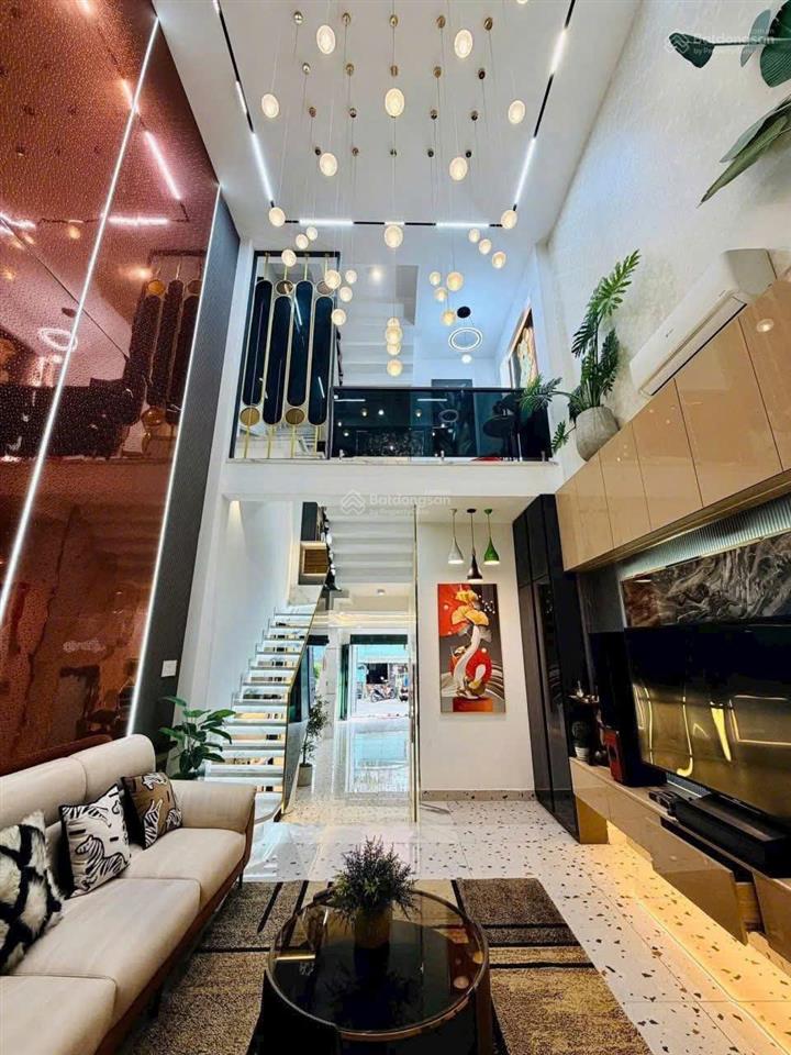 Nhà bán trước tết tại đường lý chiêu hoàng, phường 10, q.6, giá 3,99 tỷ, dt 72m2, thuê 32tr/tháng