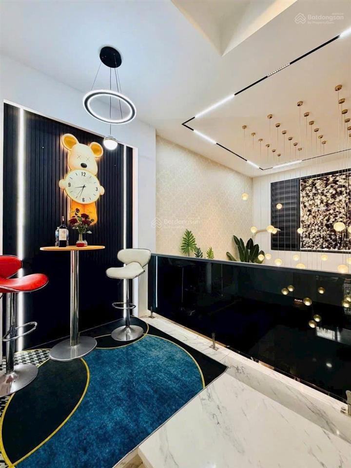 Nhà bán trước tết tại đường lý chiêu hoàng, phường 10, q.6, giá 3,99 tỷ, dt 72m2, thuê 32tr/tháng