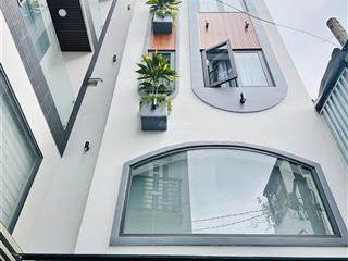 Chị thu bán nhà tại lê văn sỹ, phường 1, q. phú nhuận, 4,2 tỷ, dt 56m2, dòng tiền 22 triệu/tháng