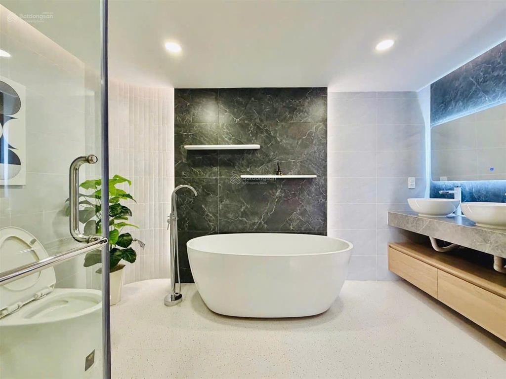 Chủ cần tiền gấp để lại căn nhàc giá mềm tại an dương vương, p. 5, q. 5, giá 4,79 tỷ, dt 81m2  hot