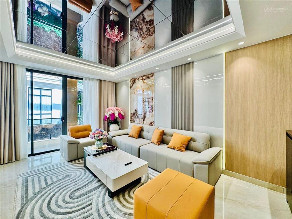 Nhà phố mới xây dt 70m2 ngô quyền, p. hiệp phú, quận 9 | giá 4 tỷ 2 (tl), shr, hđ thuê 28tr/th