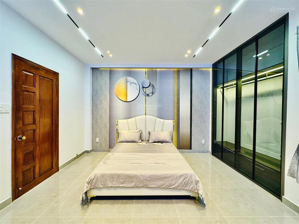 Bán nhà mặt tiền cho thuê kinh doanh nguyên hồng p.11, bình thạnh | giá 4 tỷ 6(tl), dt 85m2, có sổ