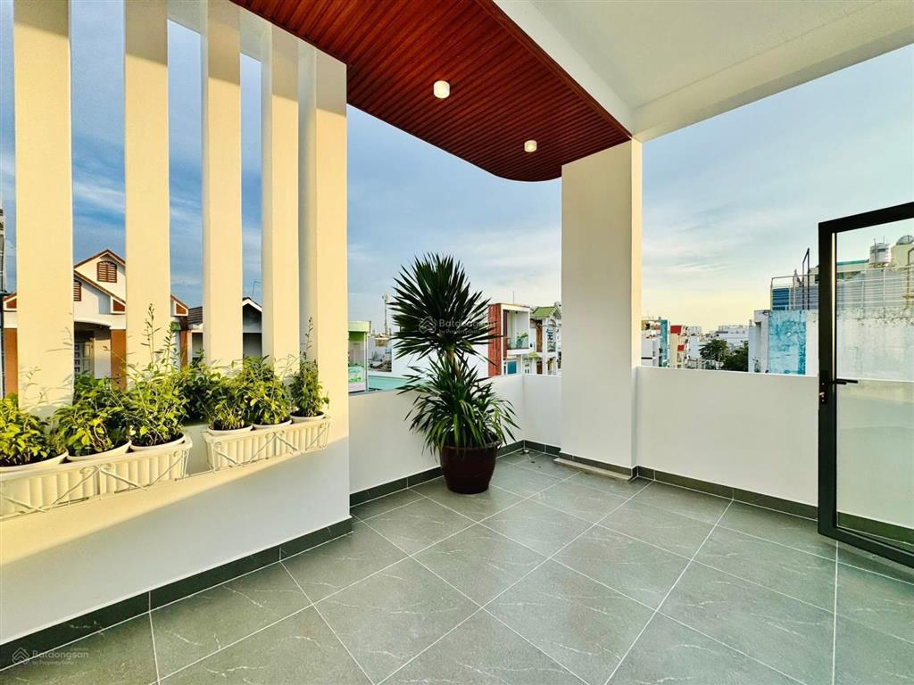 Bán nhà mặt tiền cho thuê kinh doanh nguyên hồng p.11, bình thạnh | giá 4 tỷ 6(tl), dt 85m2, có sổ
