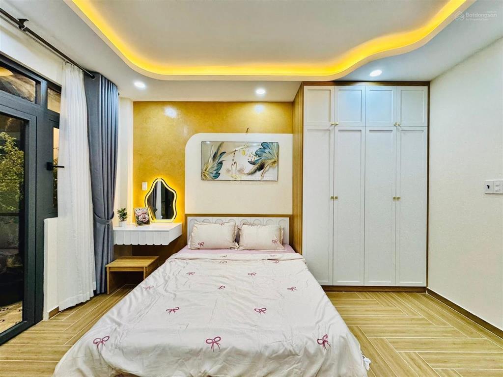 Ngộp bank cần ra nhanh nhà mặt tiền ngô quyền p.6, quận 10 | giá 4 tỷ 520(tl), dt 80m2, có sổ hồng