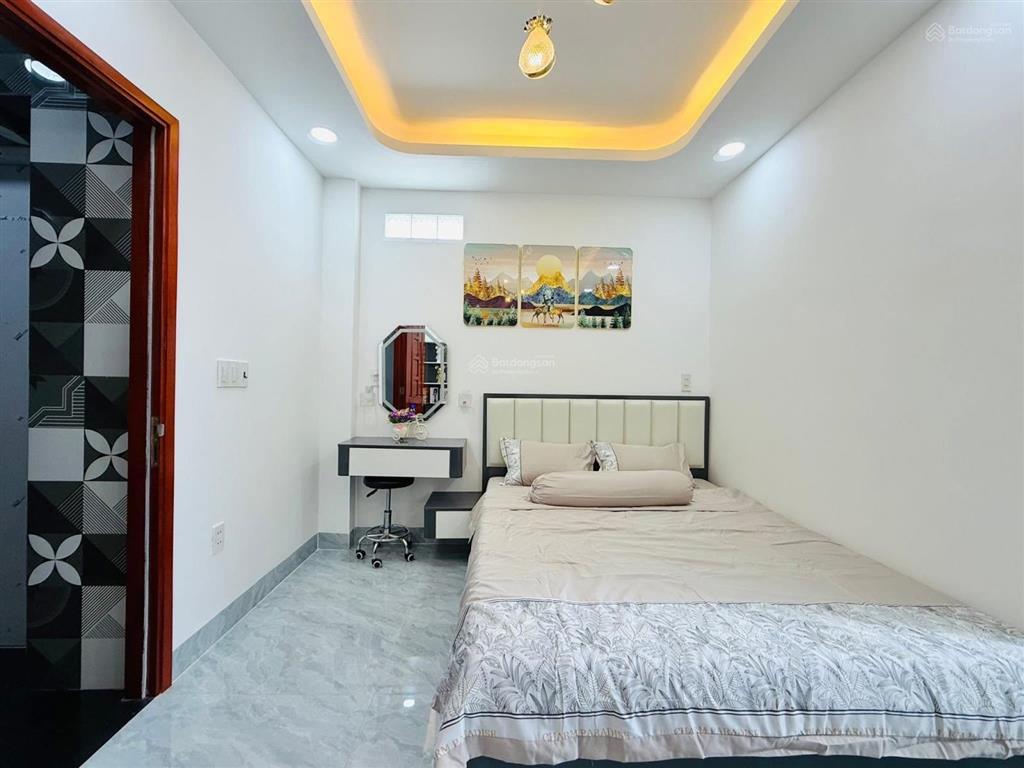 Bán liền trong tháng căn bà lài, p.6, quận 6 | giá tốt 4 tỳ 280(tl), dt lớn 82,5m2, có sổ hồng