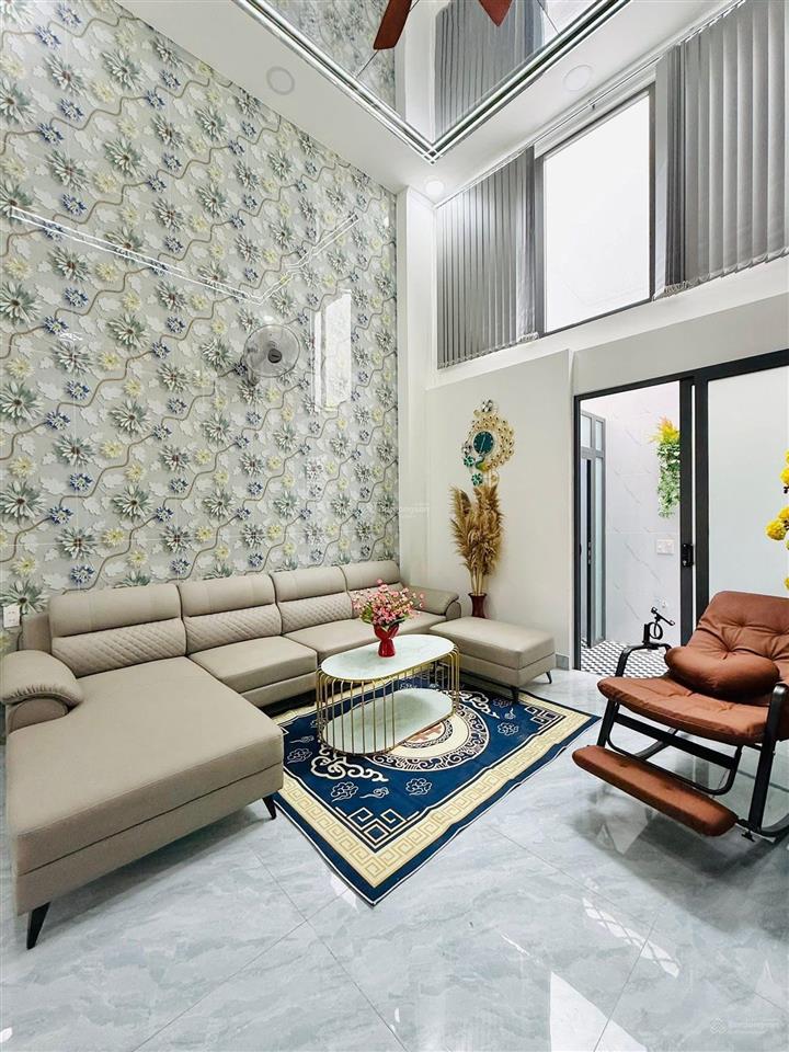 Bán liền trong tháng căn bà lài, p.6, quận 6 | giá tốt 4 tỳ 280(tl), dt lớn 82,5m2, có sổ hồng