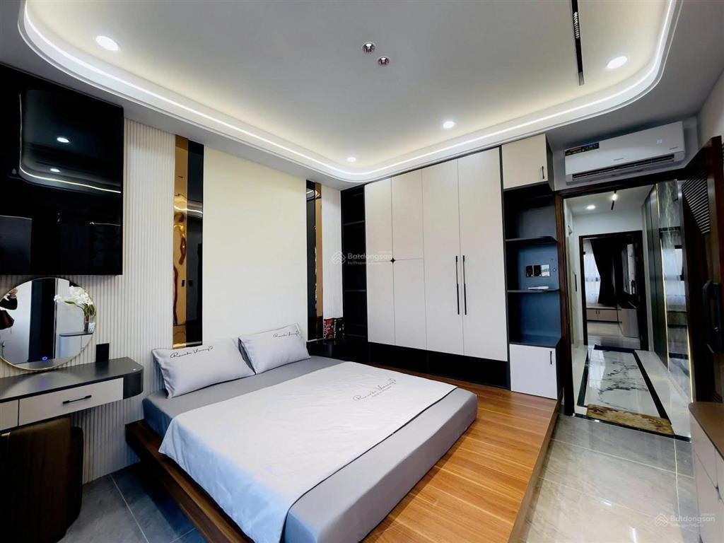 Bán gấp nhà để về quê lê văn sỹ, p. 12, quận 3 | (tl), dt 80m2, có sổ đẹp, có hđ thuê