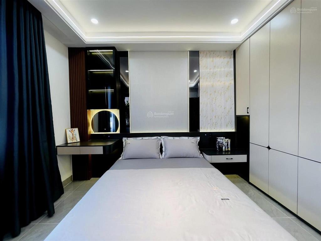 Bán gấp nhà để về quê lê văn sỹ, p. 12, quận 3 | (tl), dt 80m2, có sổ đẹp, có hđ thuê